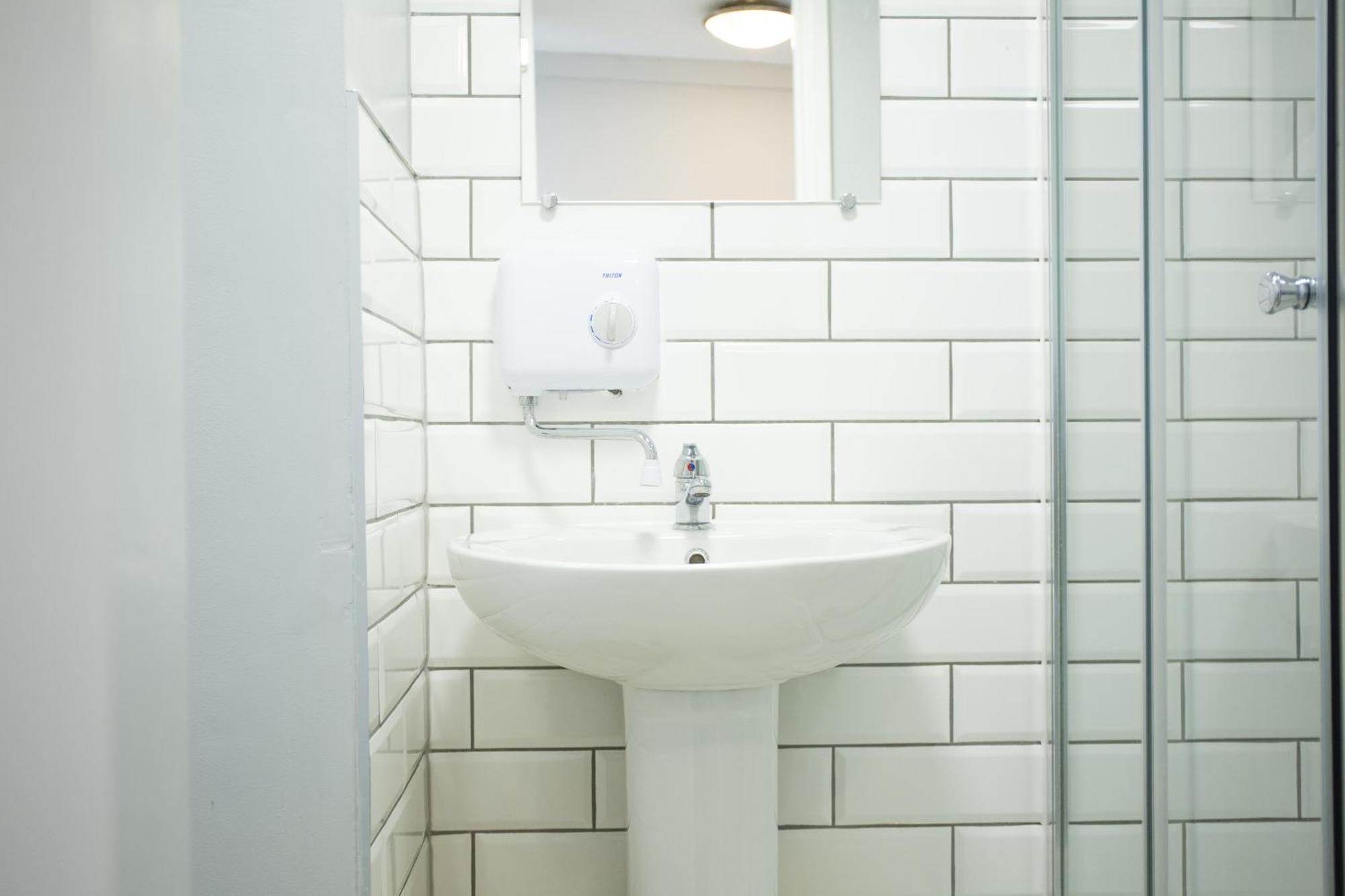 34 Evesham Road - Double Rooms Shottery Rom bilde