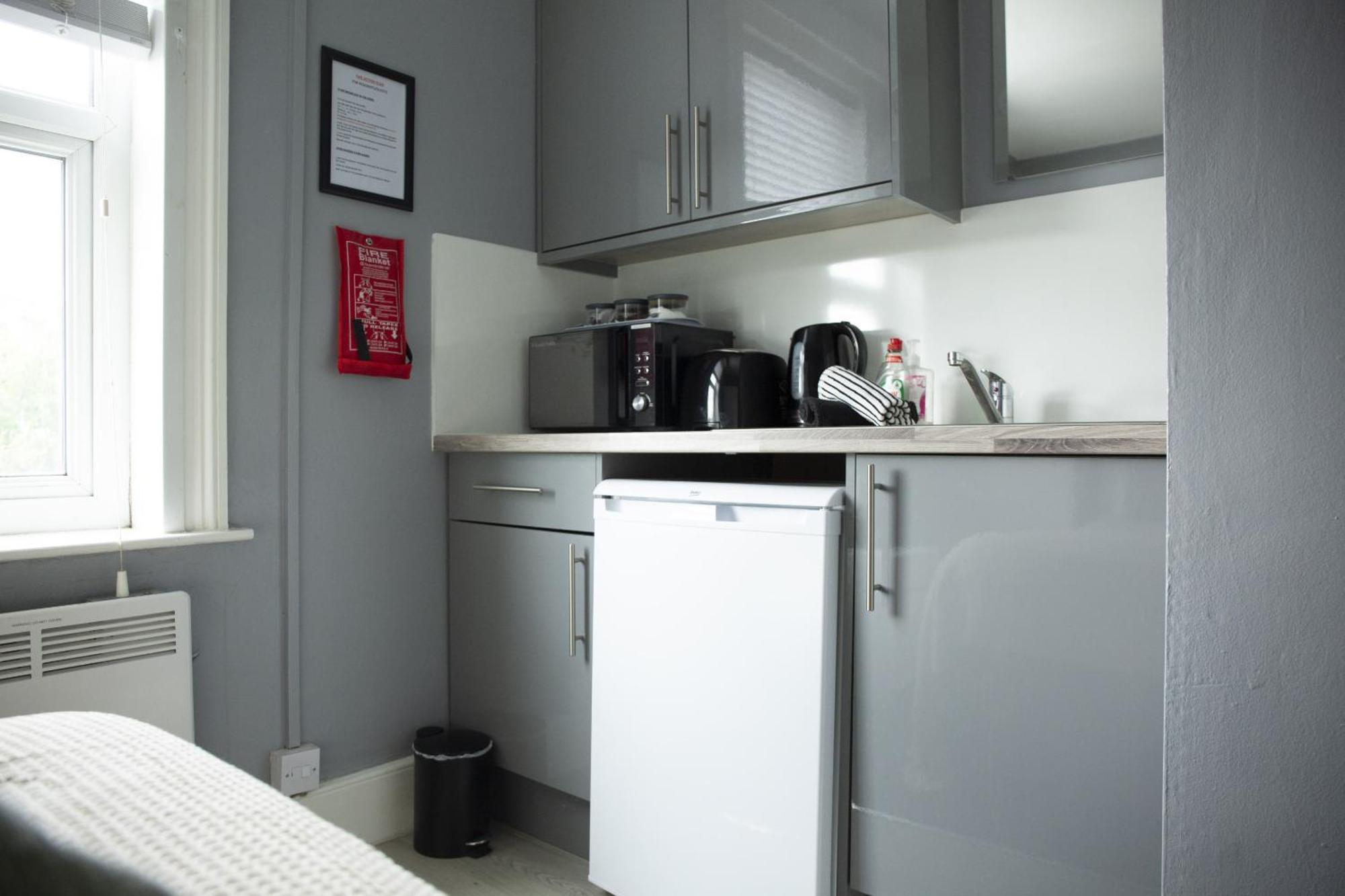 34 Evesham Road - Double Rooms Shottery Rom bilde